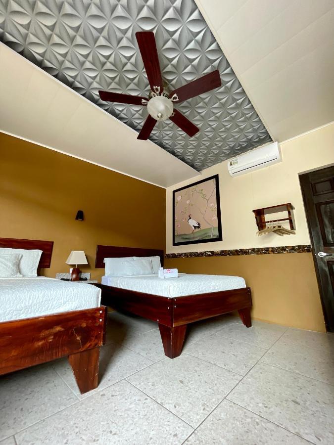 Hotel Wilson Condega Liberia Exteriör bild